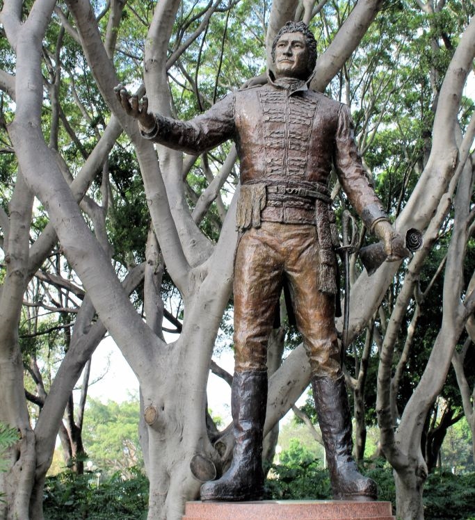 拉克伦-麦夸里总督雕像