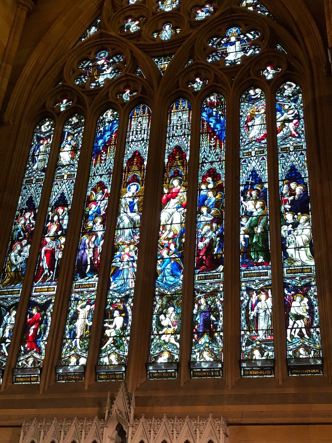 圣玛丽大教堂的玻璃彩绘